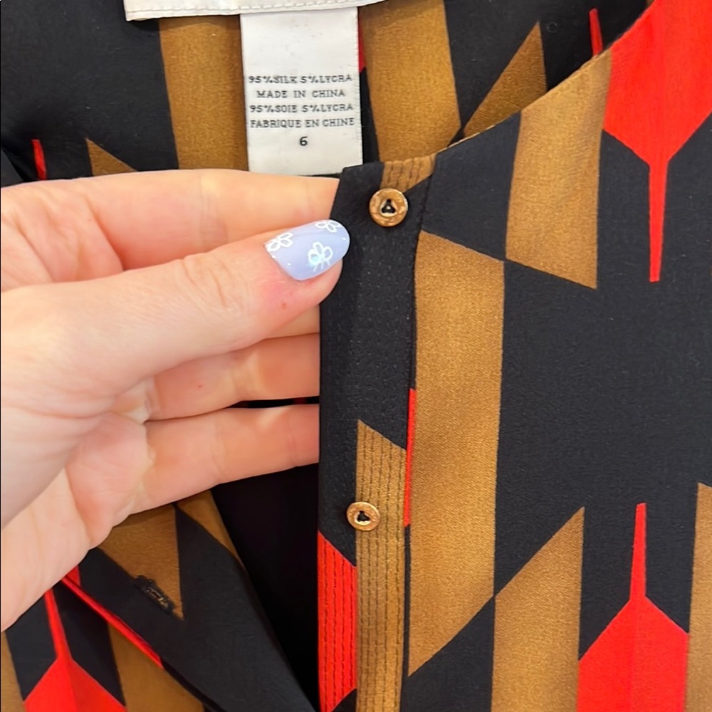 Diane Von Furstenberg Silk Geometric Patterned Blouse - Picture 5 of 6